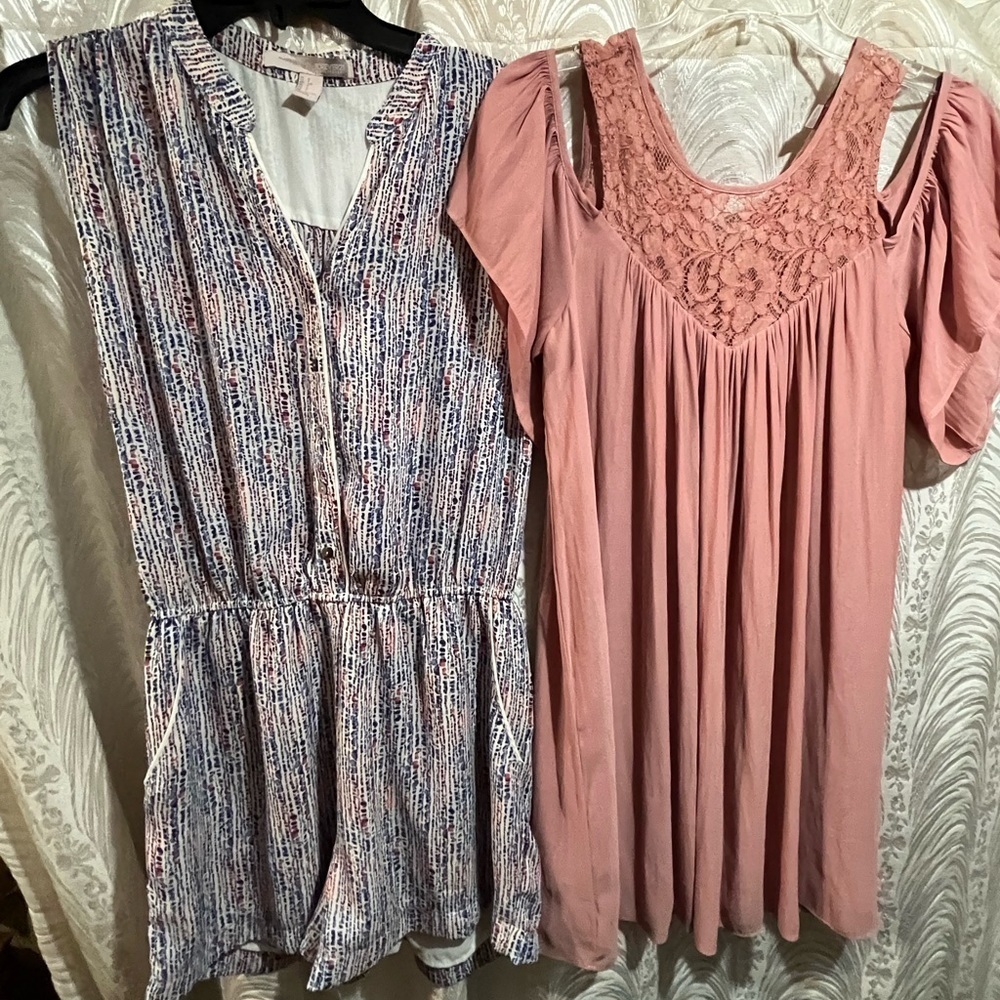 2 Forever 21Womens Sz S Pink Mauve Lace Short Dress and Blue Shorts Jumper